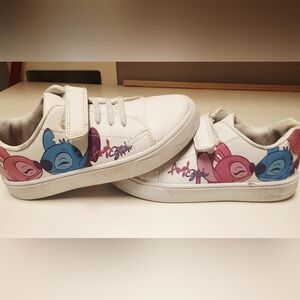 Girl's Angel and Stitch Sneakers, size 2.5 US, 34 EU, Big Kid
